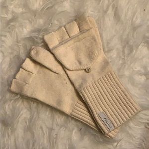 Talula White Mittens